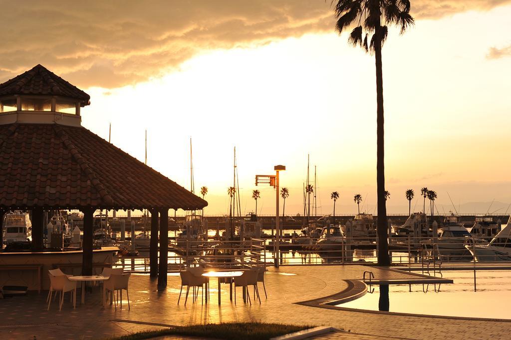 Wakayama Marina City Hotel Exterior photo